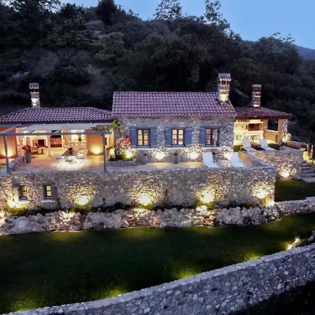 Kriari Forest&sea View Luxury Case de vacanță Palaioi Poroi