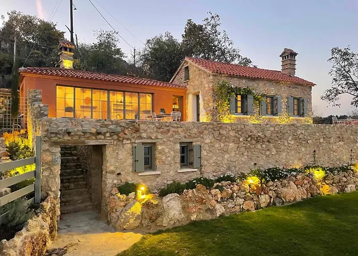 Kriari Forest & Sea View Luxury