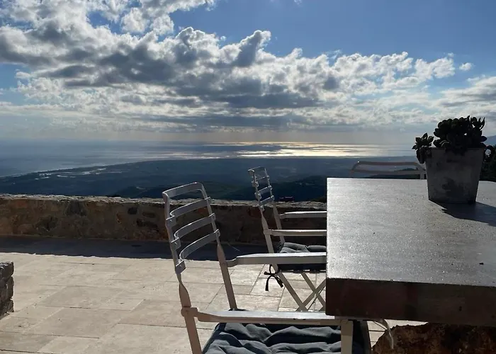 Kriari Forest & Sea View Luxury